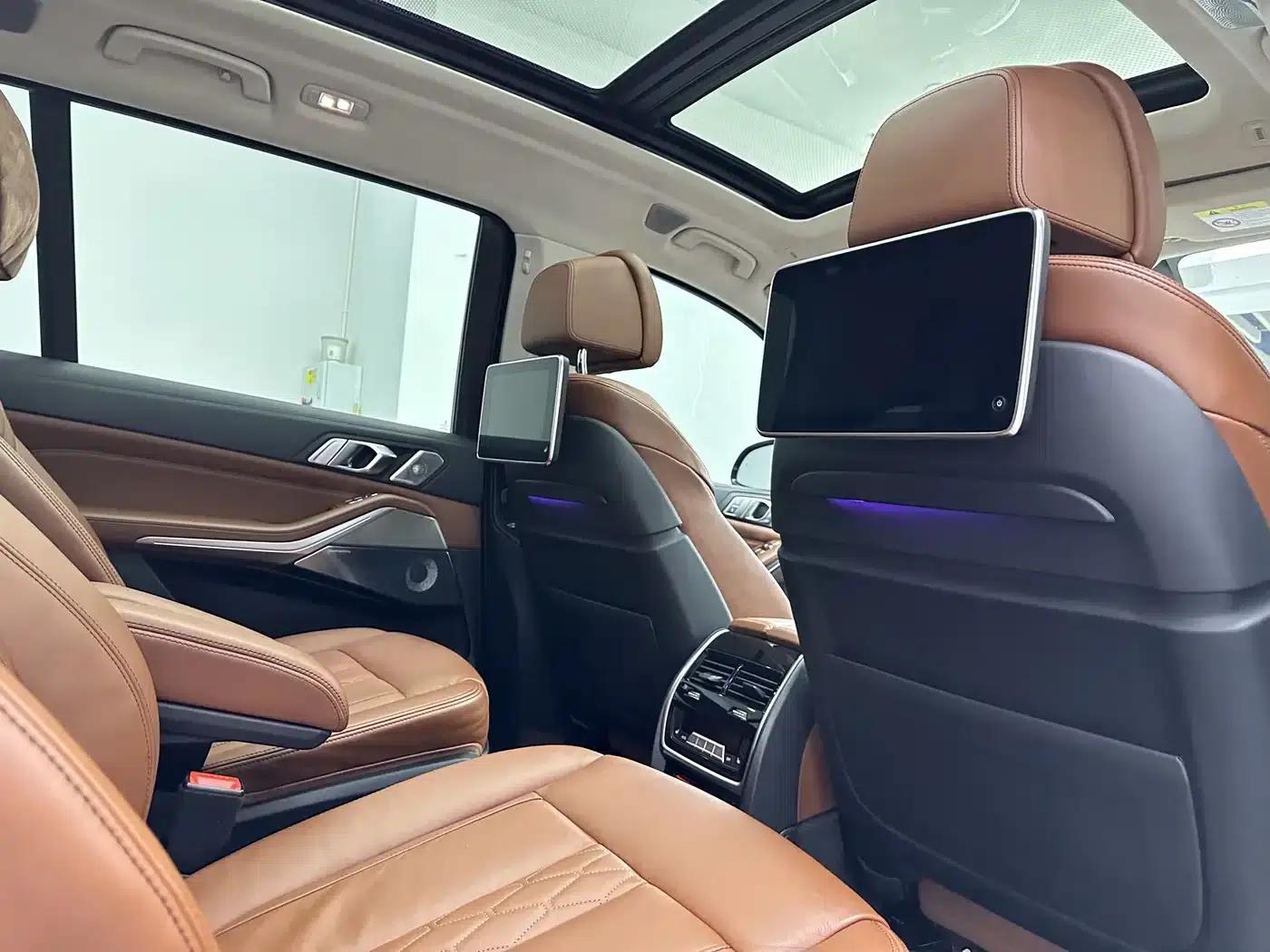 2021 BMW X7 xDrive40i Executive M Sport Package — миниатюра 15