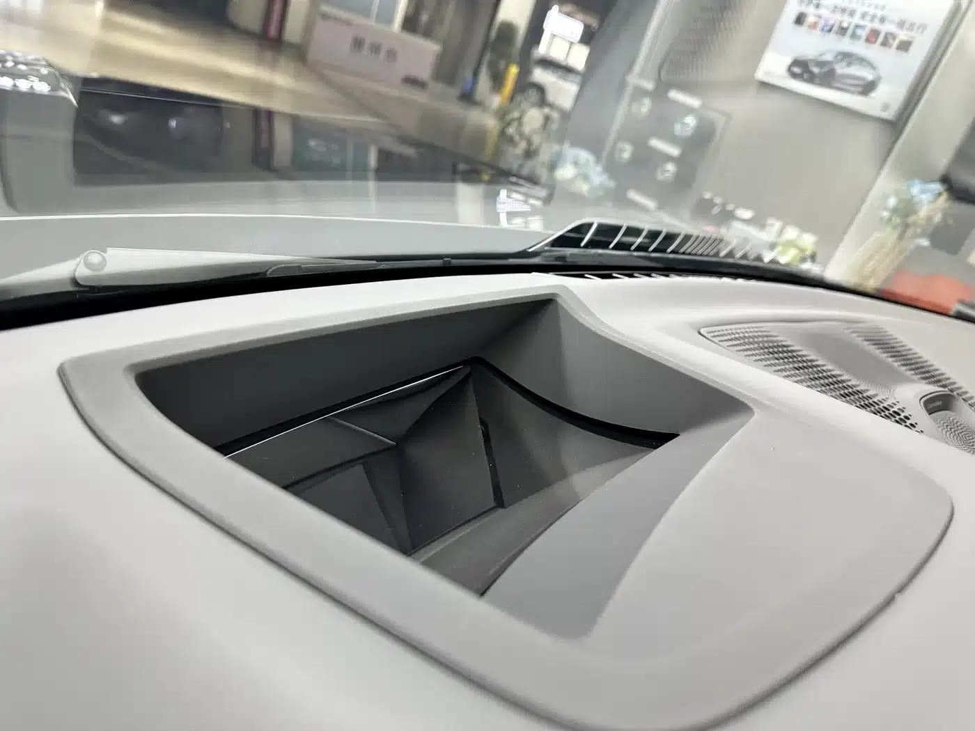 2021 BMW X7 xDrive40i Executive M Sport Package — миниатюра 20