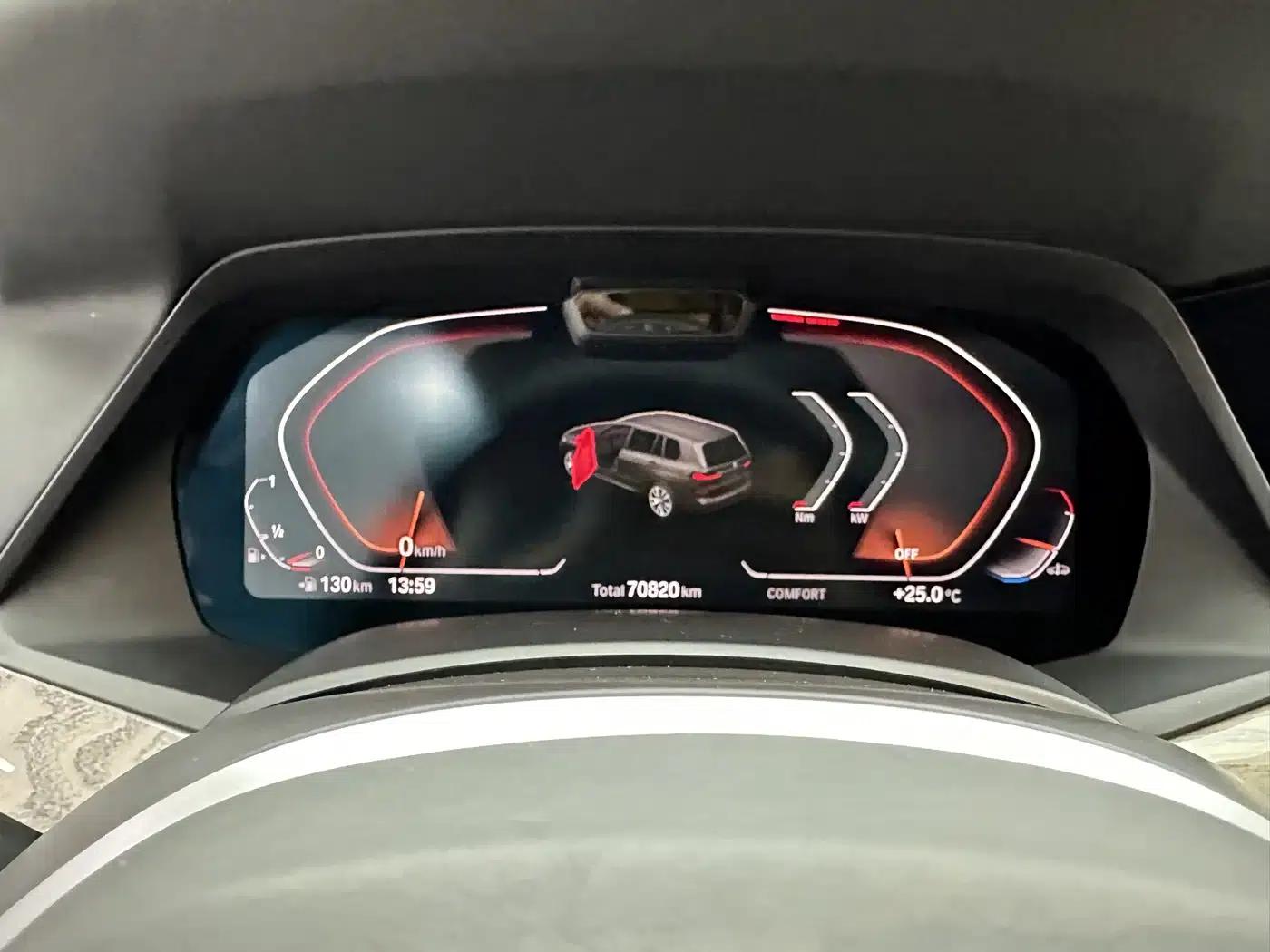 2021 BMW X7 xDrive40i Executive M Sport Package — миниатюра 21