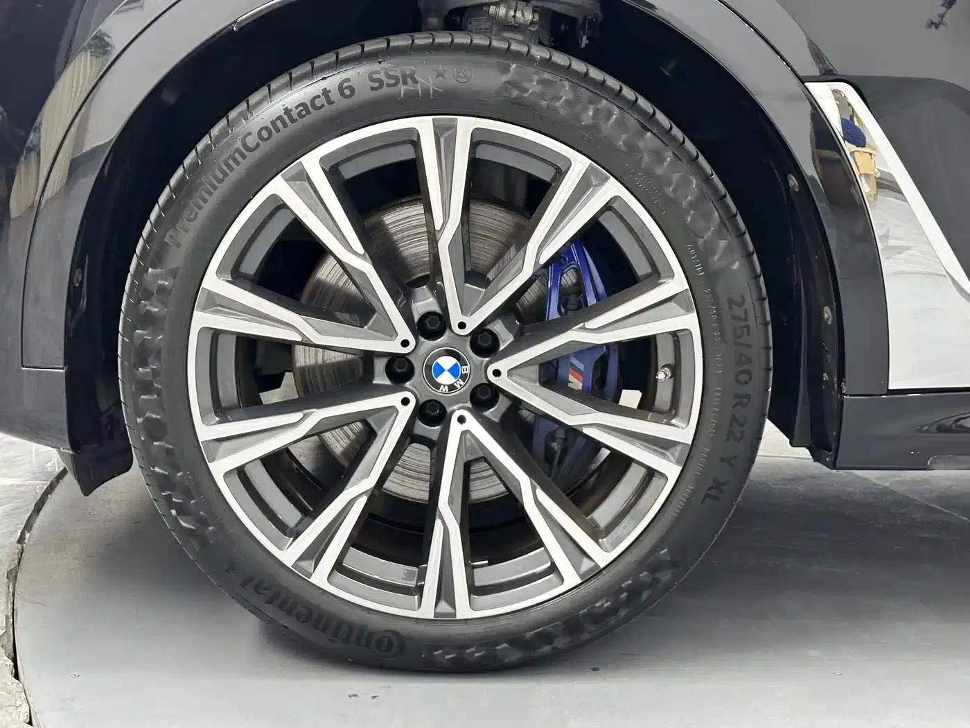 2021 BMW X7 xDrive40i Executive M Sport Package — миниатюра 26