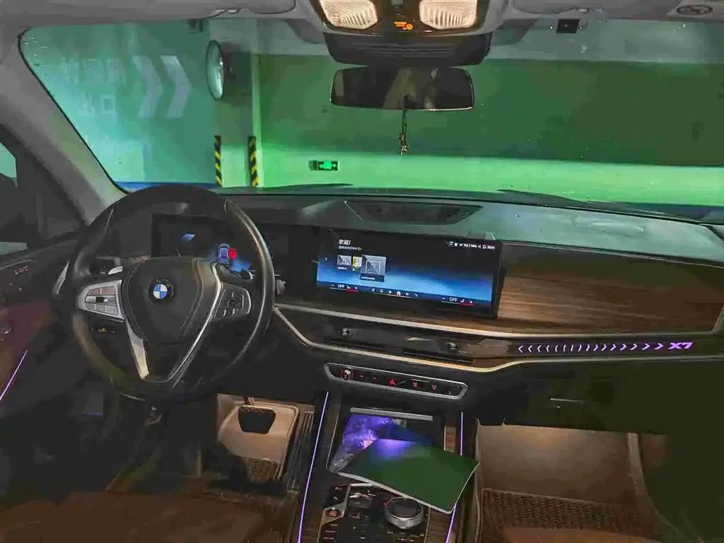 BMW X7 2023 xDrive40i Leading Luxury Package — миниатюра 9