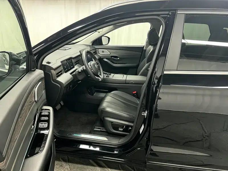 Jetour Mountain & Sea L9 2025 1.5TD DHT Six-Seat Flagship Edition — миниатюра 17