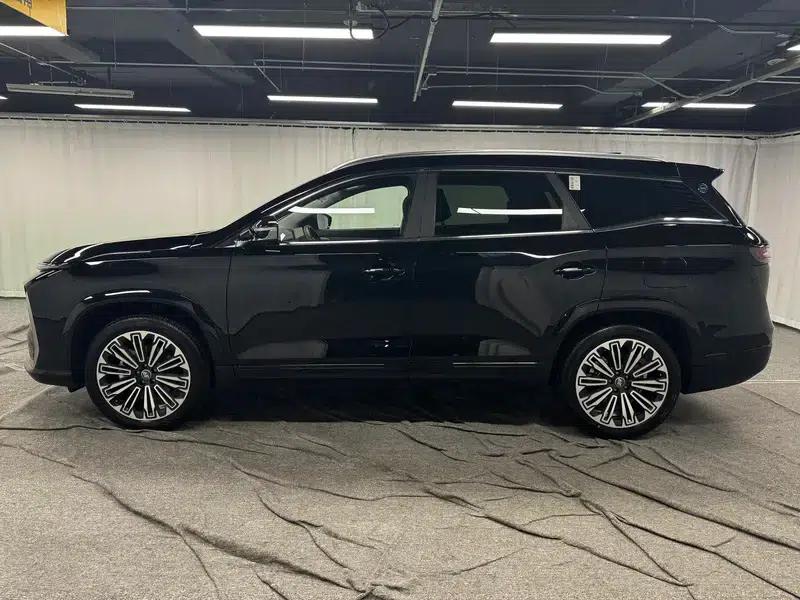 Jetour Mountain & Sea L9 2025 1.5TD DHT Six-Seat Flagship Edition — миниатюра 4