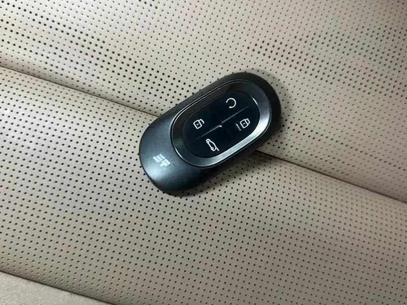 Jetour Mountain & Sea L9 2025 1.5TD DHT Six-Seat Flagship Edition — миниатюра 11