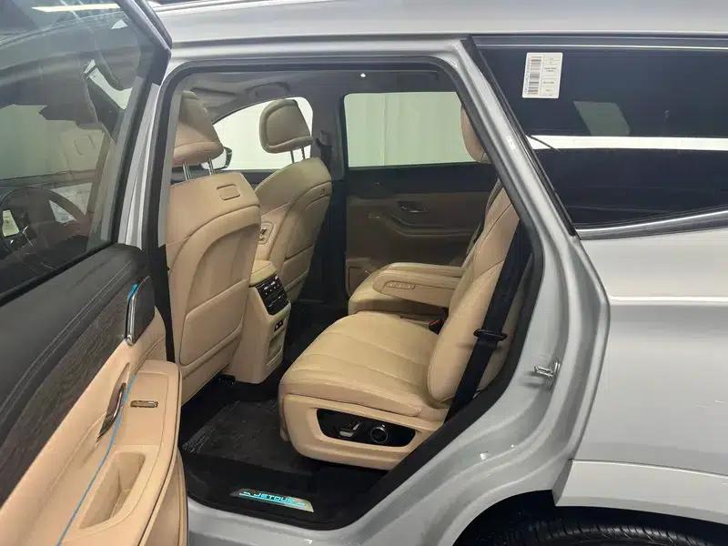 Jetour Mountain & Sea L9 2025 1.5TD DHT Six-Seat Flagship Edition — миниатюра 18