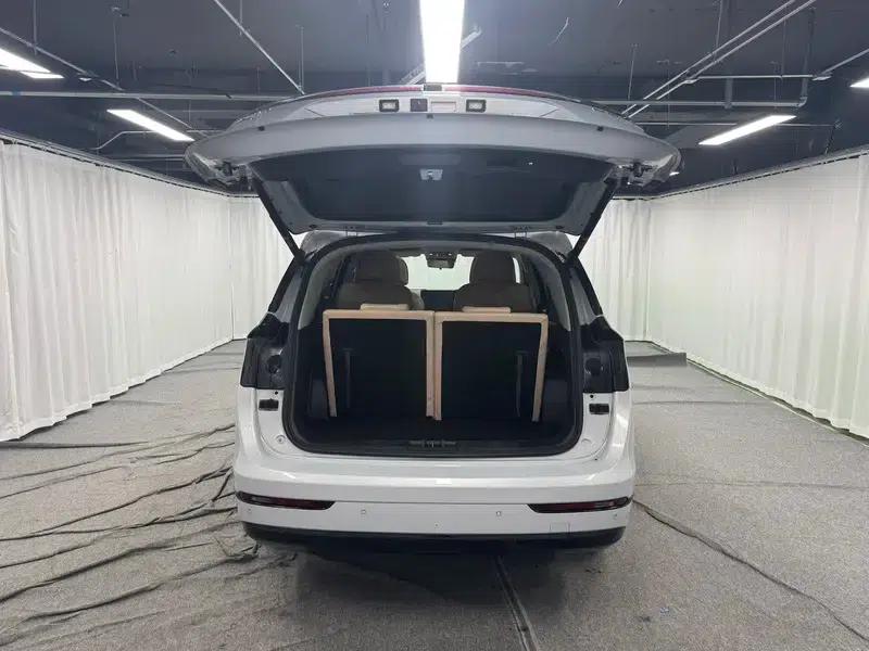 Jetour Mountain & Sea L9 2025 1.5TD DHT Six-Seat Flagship Edition — миниатюра 20