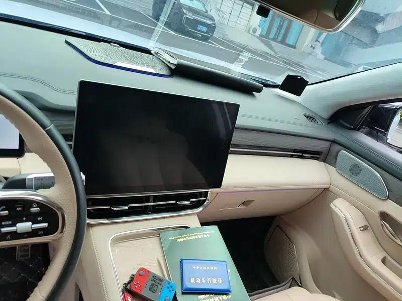 Jetour Mountain & Sea L9 2025 1.5TD DHT Six-Seat Flagship Edition — миниатюра 12