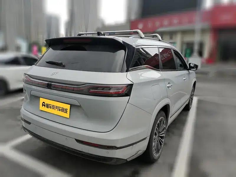 Jetour Mountain & Sea L9 2025 1.5TD DHT Six-Seat Flagship Edition — миниатюра 4