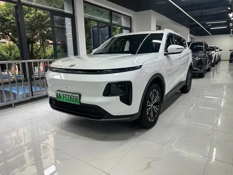 Jetour Mountain & Sea L7 2026 Super Edition 130km Luxury+ — миниатюра 1