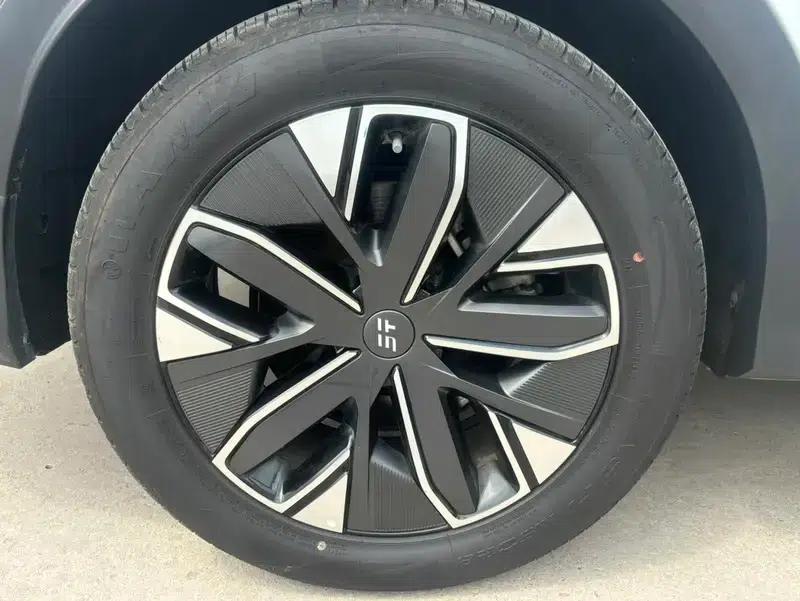 Jetour Mountain & Sea L7 2024 1.5TD DHT ULTRA — миниатюра 8
