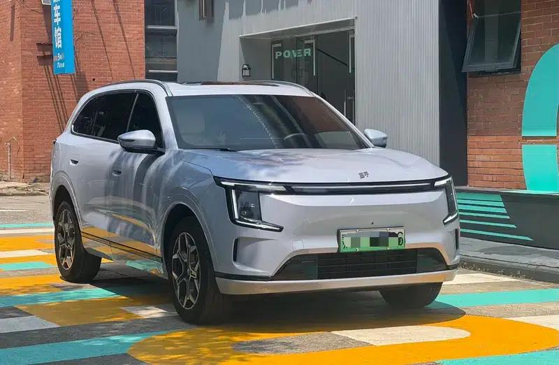 Jetour Mountain & Sea L7 PLUS 2026 Model, 121km/h, 5-seater Comfort Edition — миниатюра 3