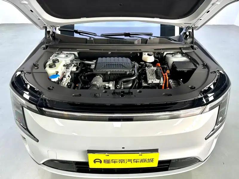Jetour Mountain & Sea L7 PLUS 2026 Model 220km/h Electric 7-Seater Flagship Edition — миниатюра 10