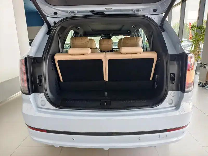 Jetour Mountain & Sea L7 PLUS 2026 Model 220km/h Electric 7-Seater Flagship Edition — миниатюра 16