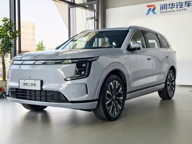 Jetour Mountain & Sea L7 PLUS 2026 Model 220km/h Electric 7-Seater Flagship Edition