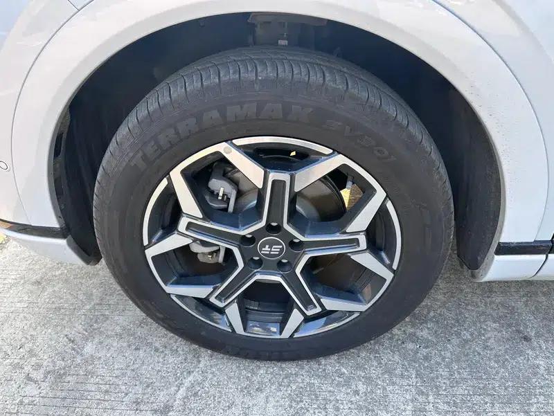 Jetour Mountain & Sea L7 PLUS 2026 Model 220km/h Electric 7-Seater Flagship Edition — миниатюра 10