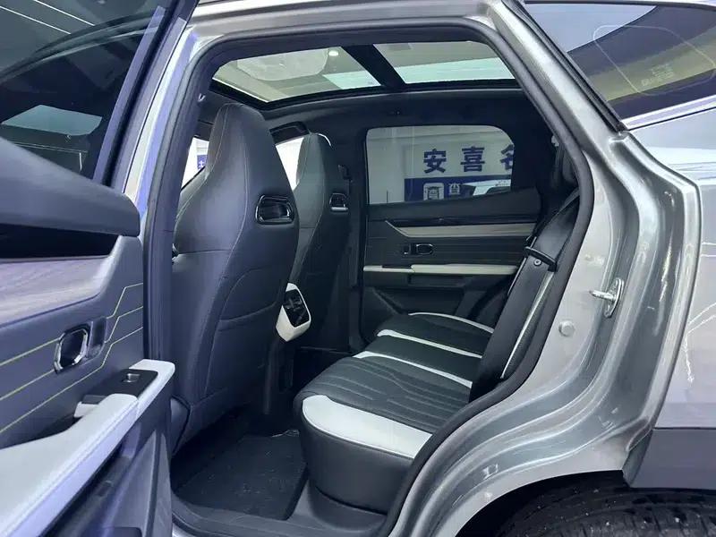 Jetour Mountain & Sea L6 2024 1.5TD DHT ULTRA — миниатюра 21