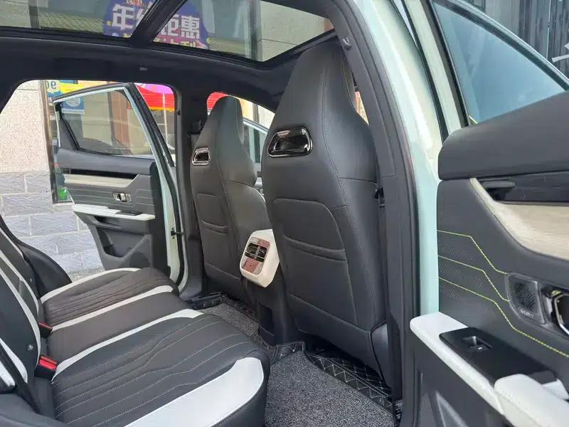 Jetour Mountain & Sea L6 2024 1.5TD DHT ULTRA — миниатюра 13