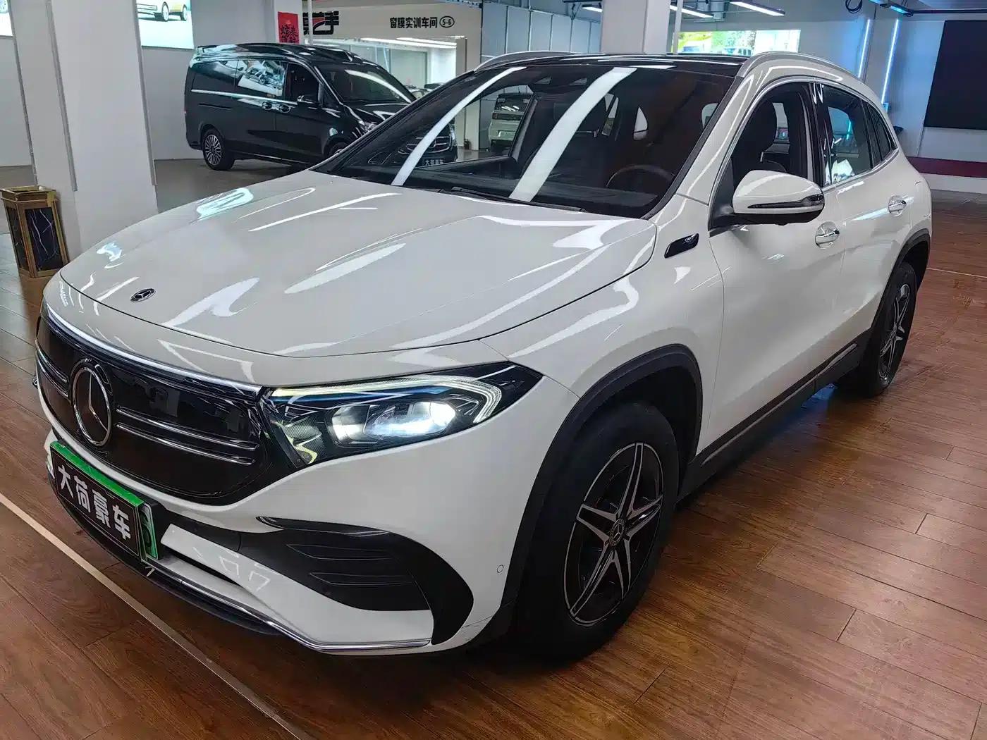 Mercedes-Benz EQA 2022 EQA 300 4MATIC First Edition — миниатюра 1