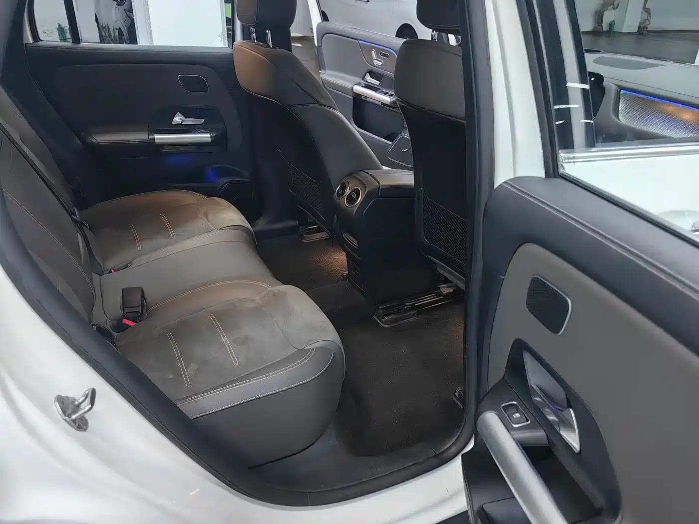 Mercedes-Benz EQA 2022 EQA 300 4MATIC First Edition — миниатюра 14