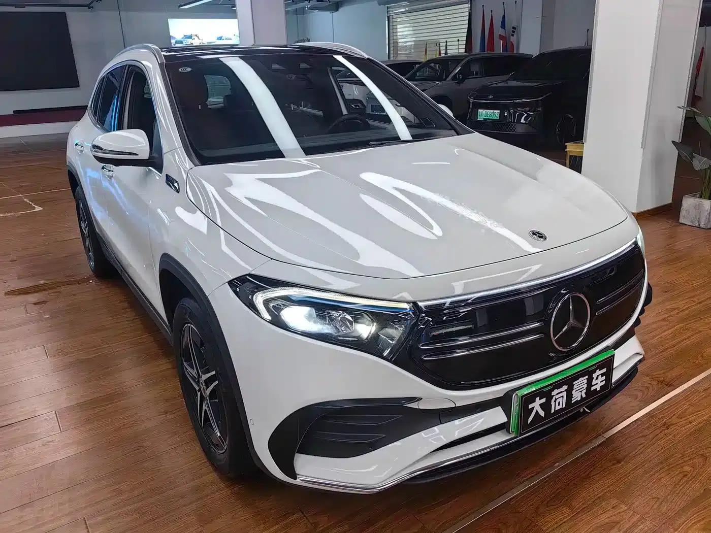 Mercedes-Benz EQA 2022 EQA 300 4MATIC First Edition — миниатюра 3