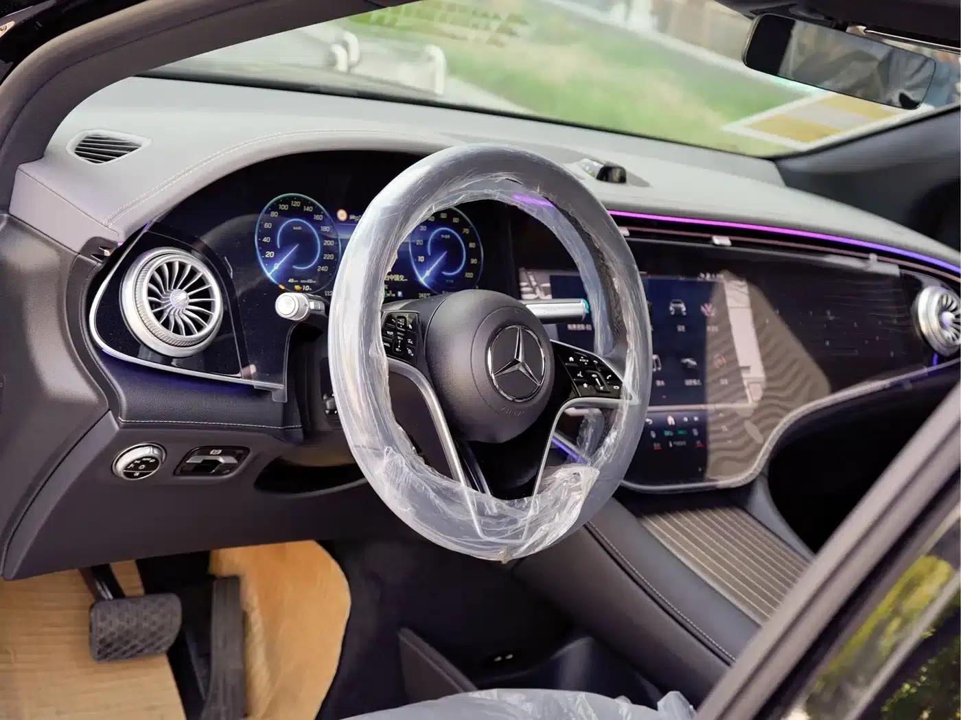 Mercedes-Benz EQS SUV 2025 500 4MATIC — миниатюра 11