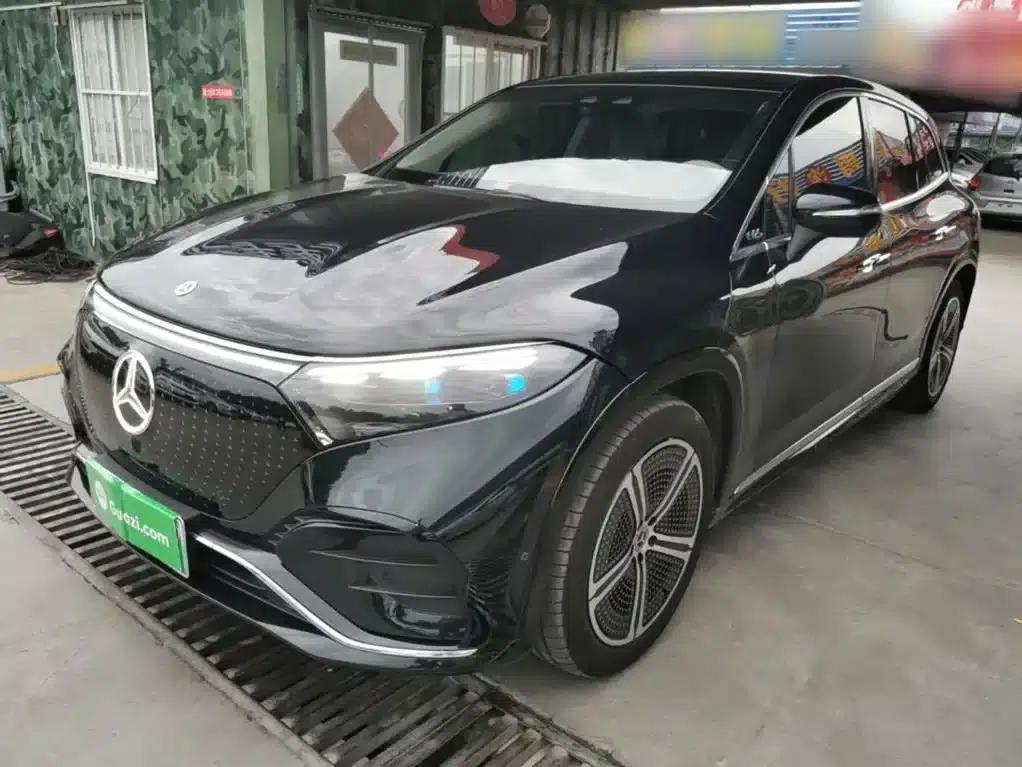 Mercedes-Benz EQS SUV 2023 Model 450+ — миниатюра 1