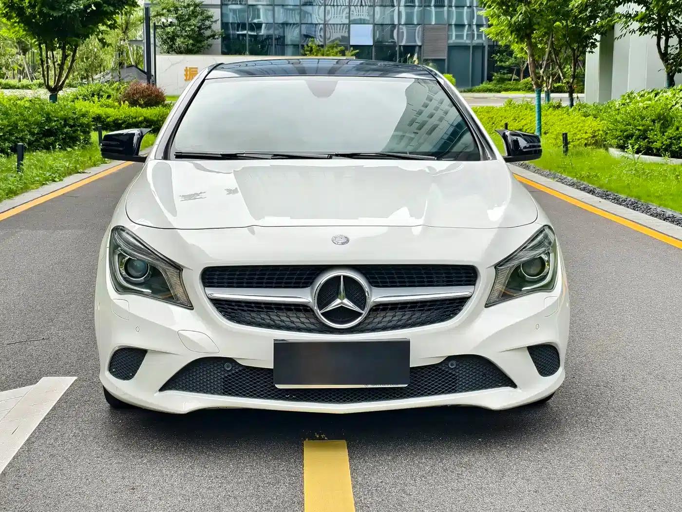 Imported Mercedes-Benz CLA 2015 model CLA 200 — миниатюра 2