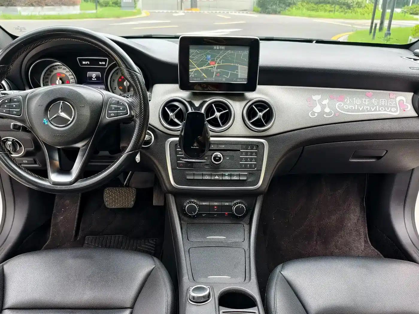 Imported Mercedes-Benz CLA 2015 model CLA 200 — миниатюра 13