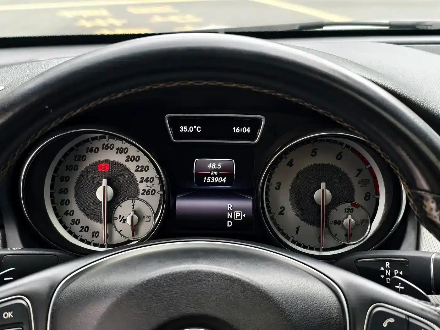 Imported Mercedes-Benz CLA 2015 model CLA 200 — миниатюра 17