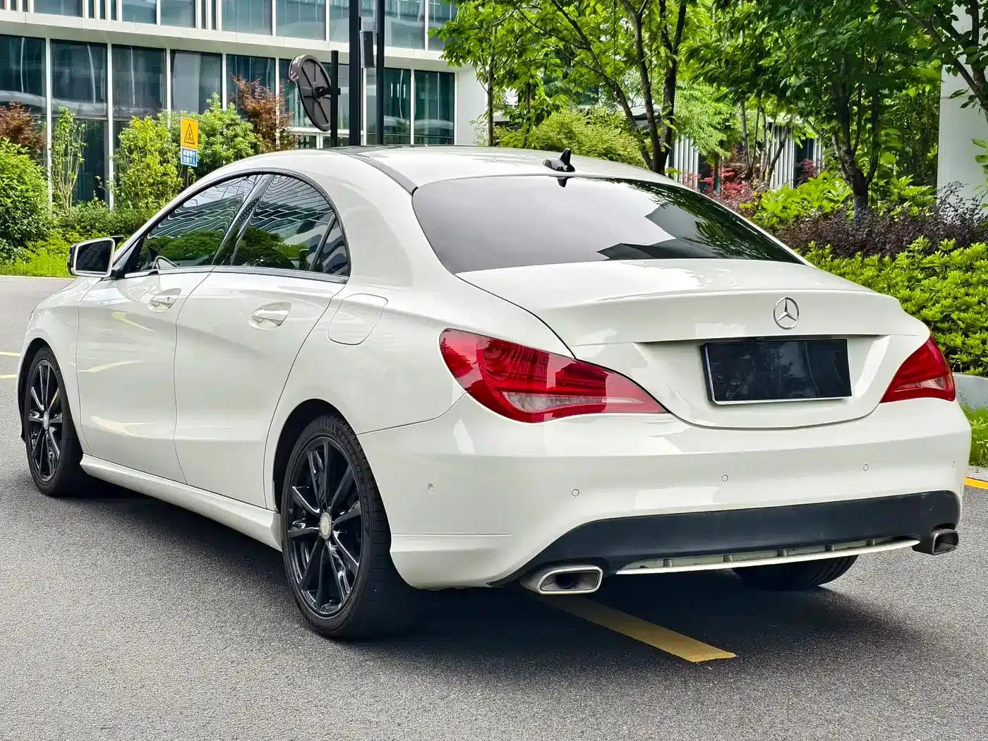 Imported Mercedes-Benz CLA 2015 model CLA 200 — миниатюра 6
