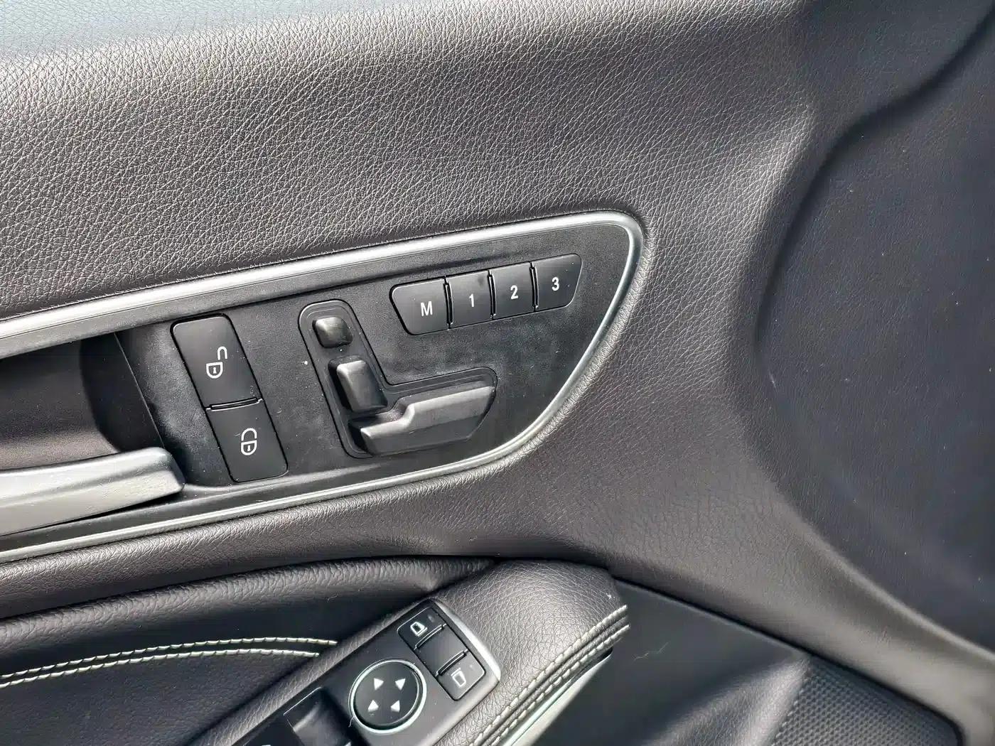 Imported Mercedes-Benz CLA 2015 model CLA 200 — миниатюра 10