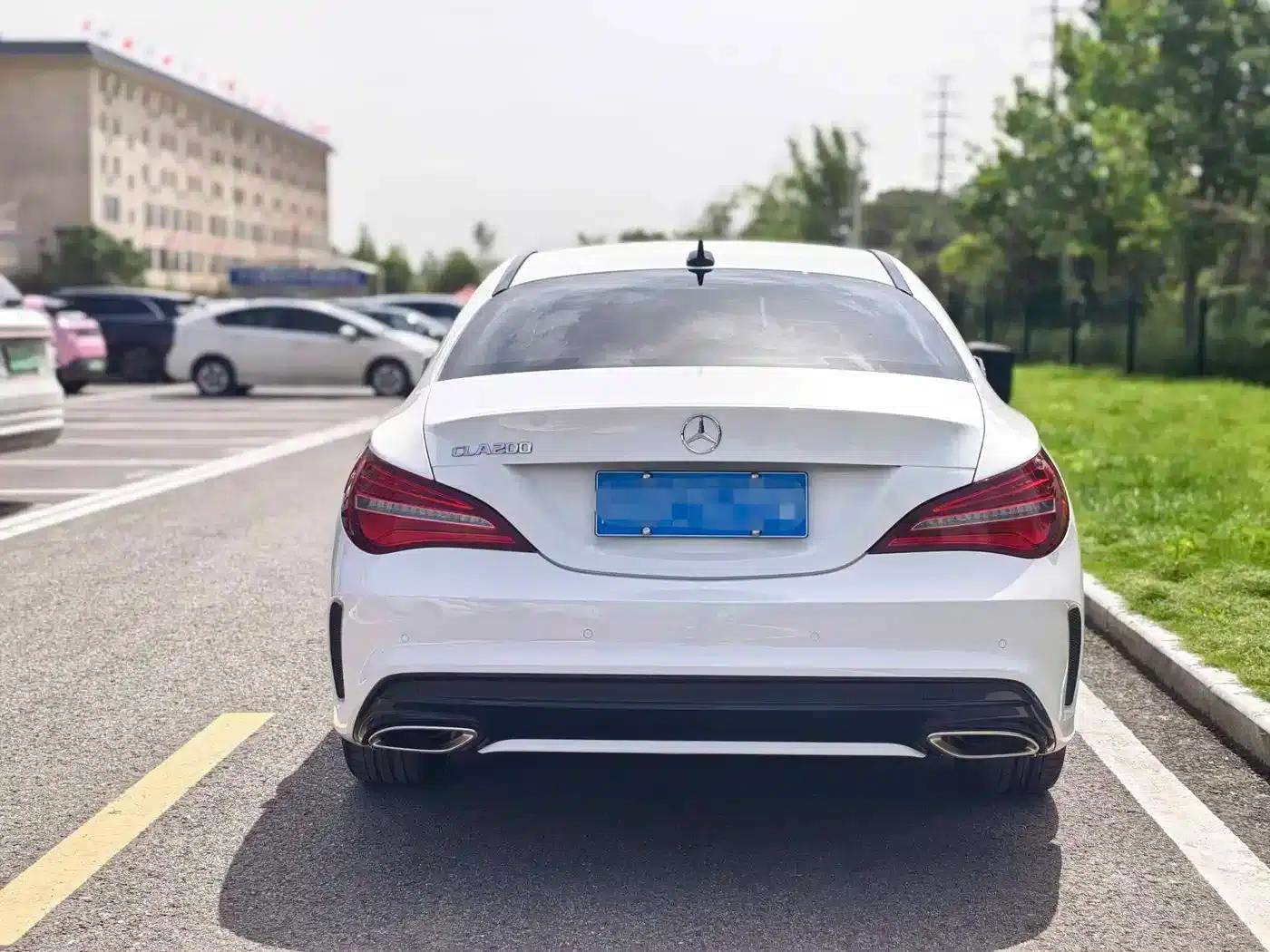 Imported Mercedes-Benz CLA 2018 CLA 200 Fashion Edition — миниатюра 16