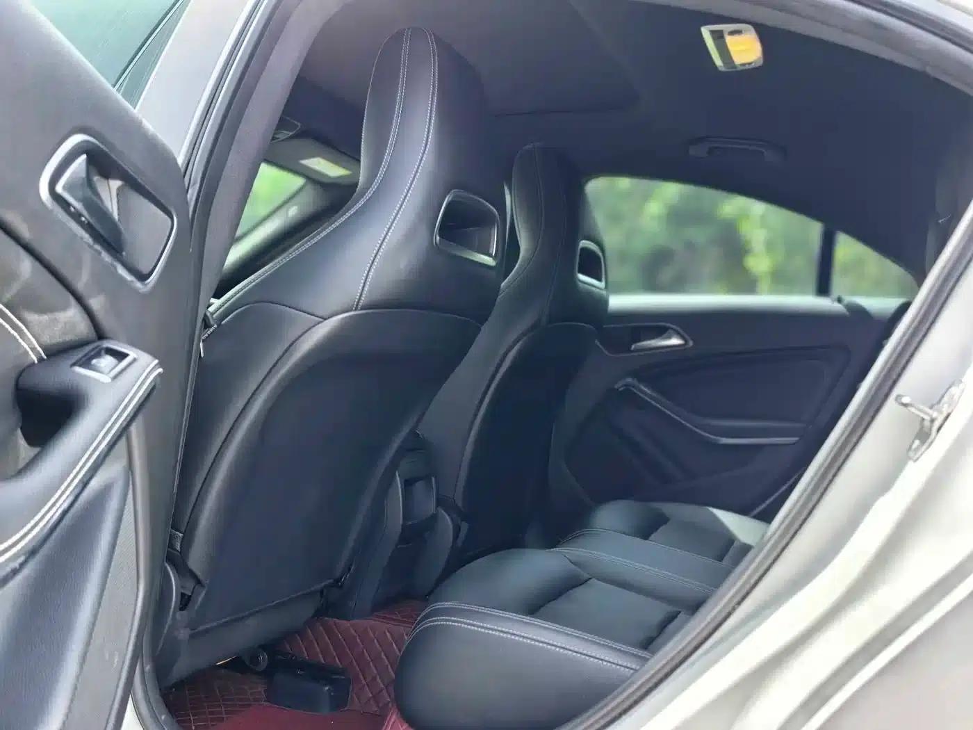 Imported Mercedes-Benz CLA 2018 CLA 200 Fashion Edition — миниатюра 5