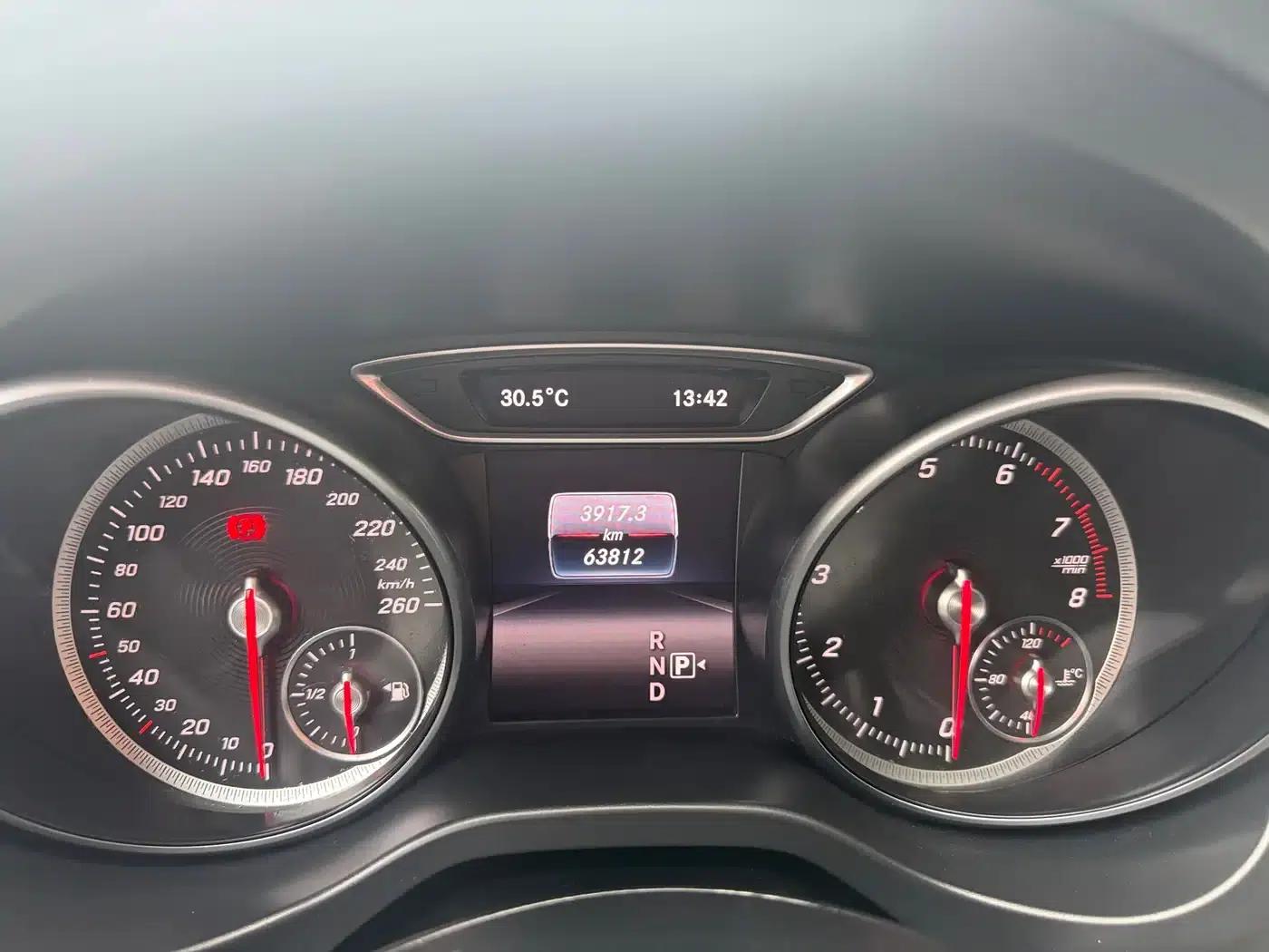 Mercedes-Benz CLA (Imported) 2017 Facelift CLA 200 Fashion Model — миниатюра 14