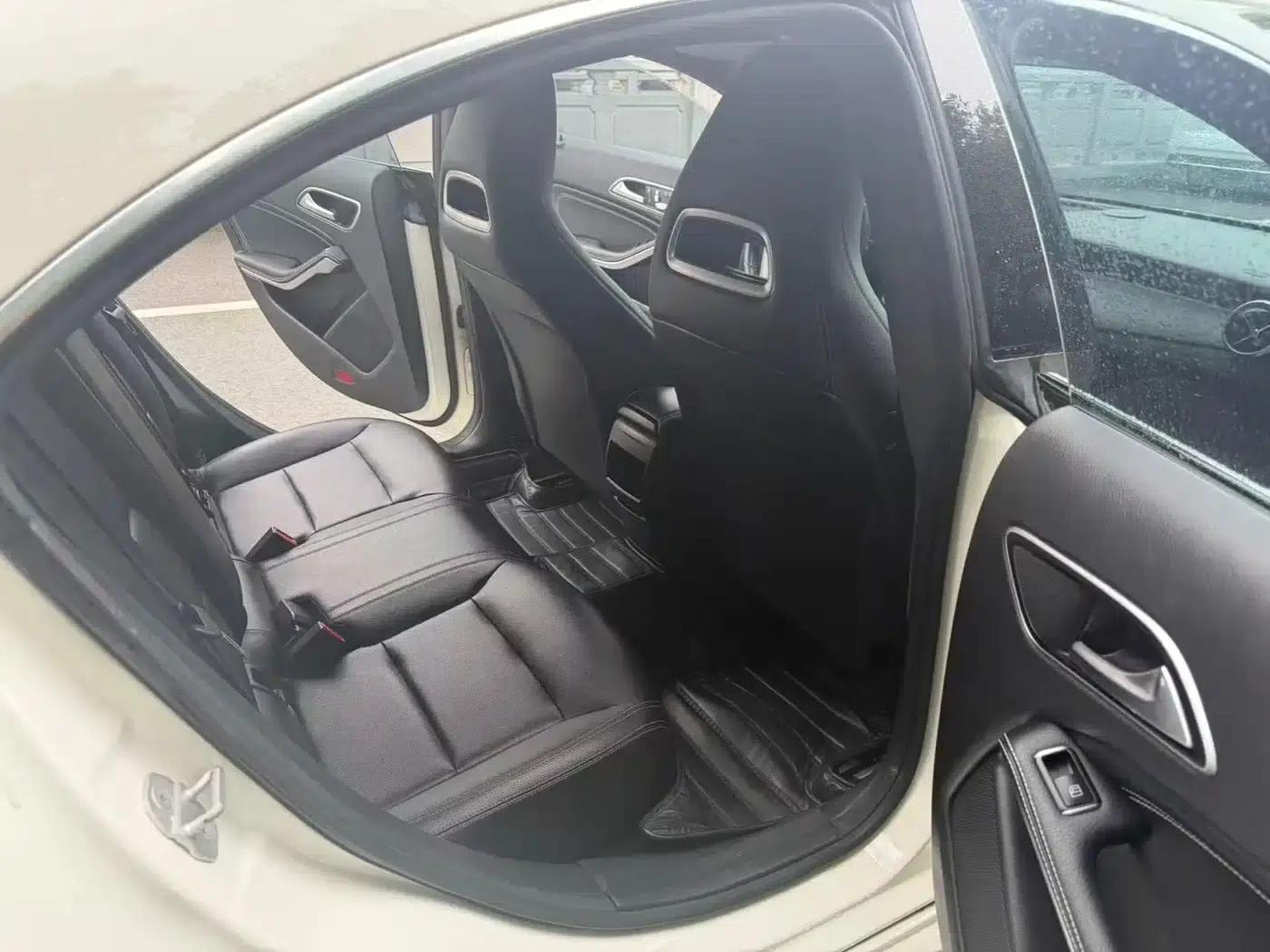 Mercedes-Benz CLA (Imported) 2017 Facelift CLA 200 Fashion Model — миниатюра 9