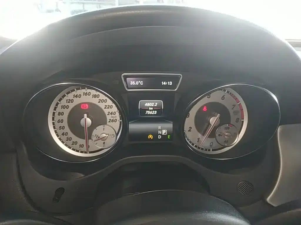 Imported Mercedes-Benz CLA 2015 CLA 220 4MATIC — миниатюра 12
