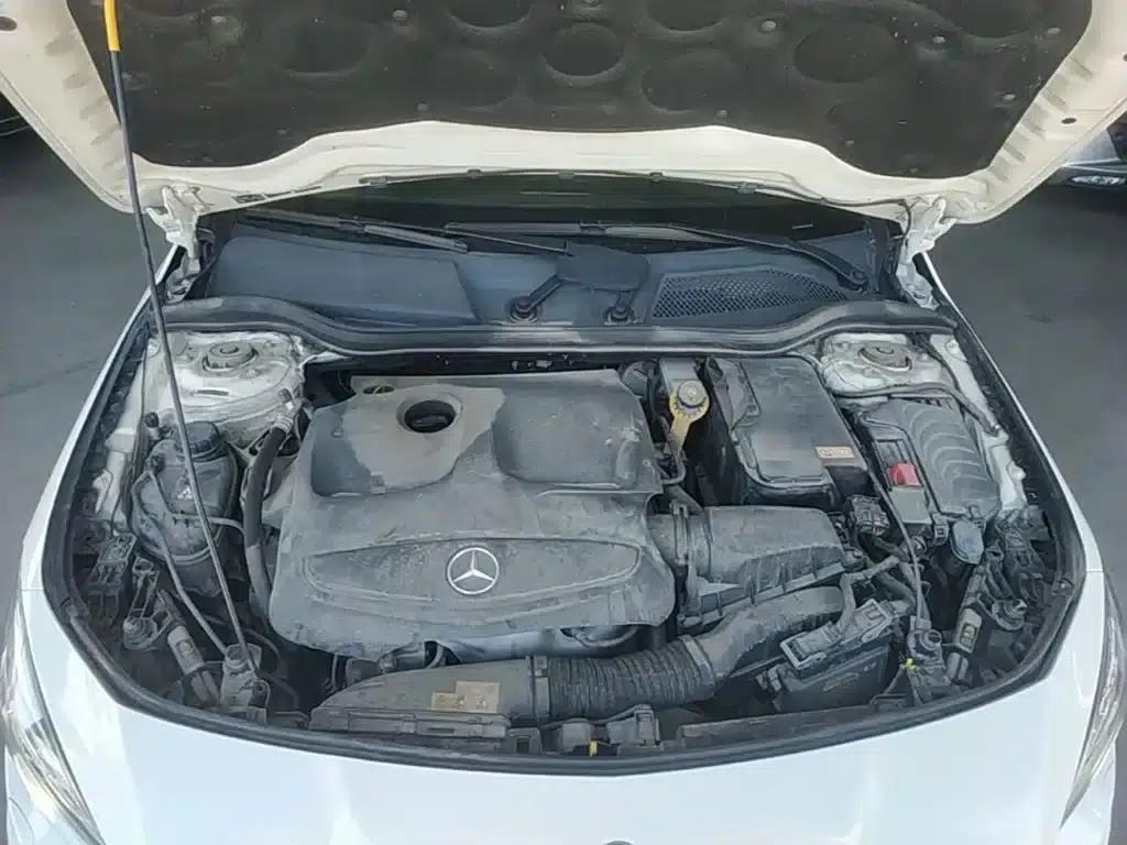 Imported Mercedes-Benz CLA 2015 CLA 220 4MATIC — миниатюра 20