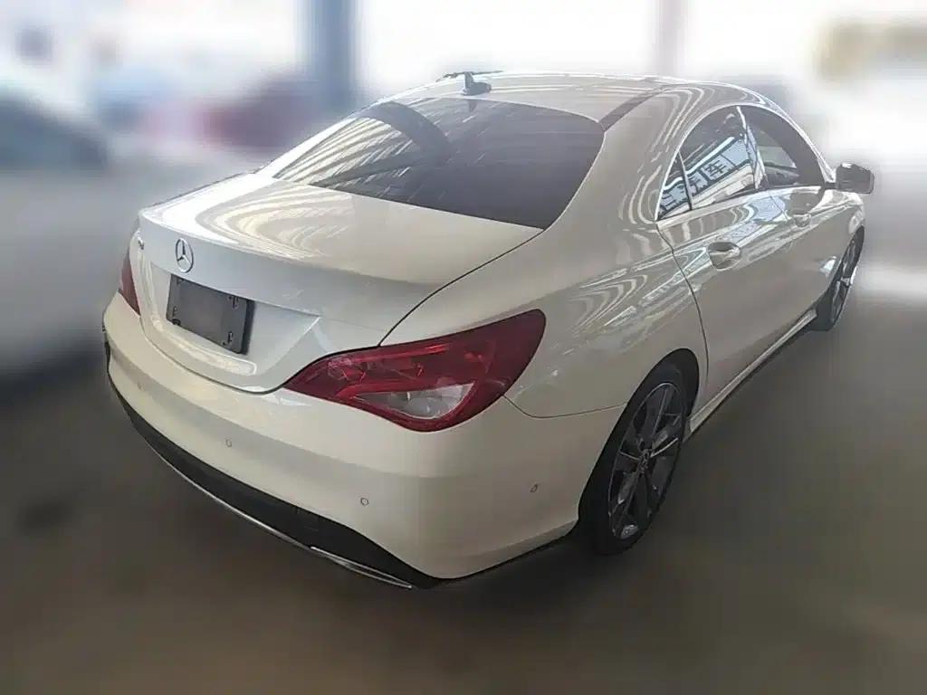 Imported Mercedes-Benz CLA 2017 CLA 200 Dynamic — миниатюра 12