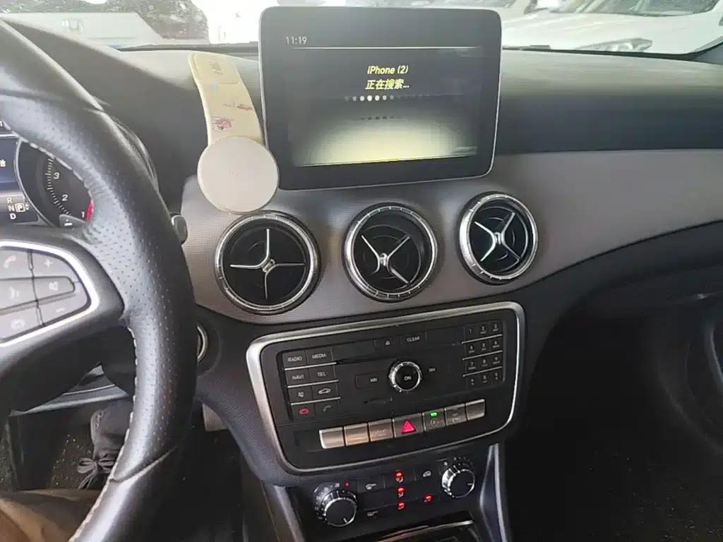 Imported Mercedes-Benz CLA 2017 CLA 200 Dynamic — миниатюра 20
