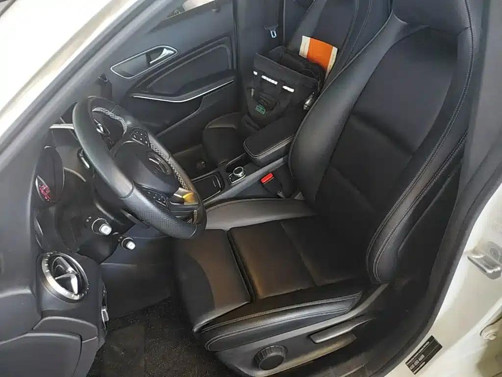 Imported Mercedes-Benz CLA 2017 CLA 200 Dynamic — миниатюра 22