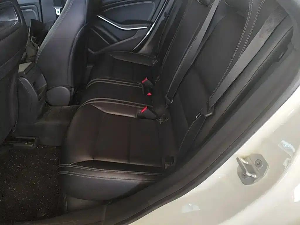 Imported Mercedes-Benz CLA 2017 CLA 200 Dynamic — миниатюра 24
