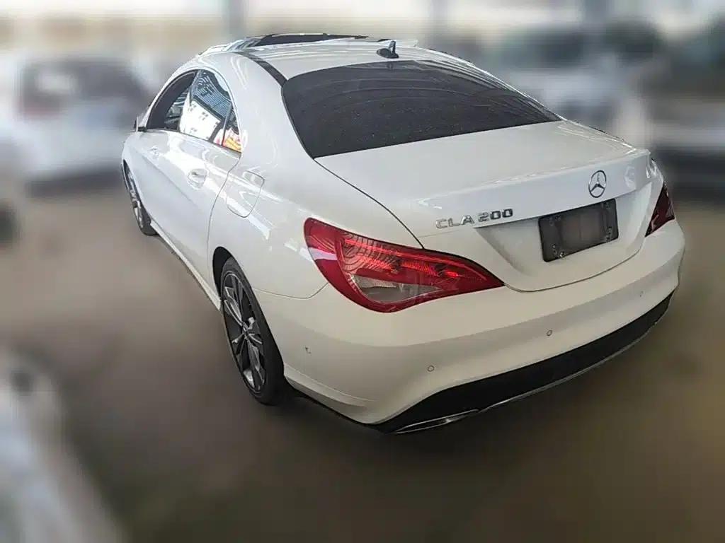 Imported Mercedes-Benz CLA 2017 CLA 200 Dynamic — миниатюра 9