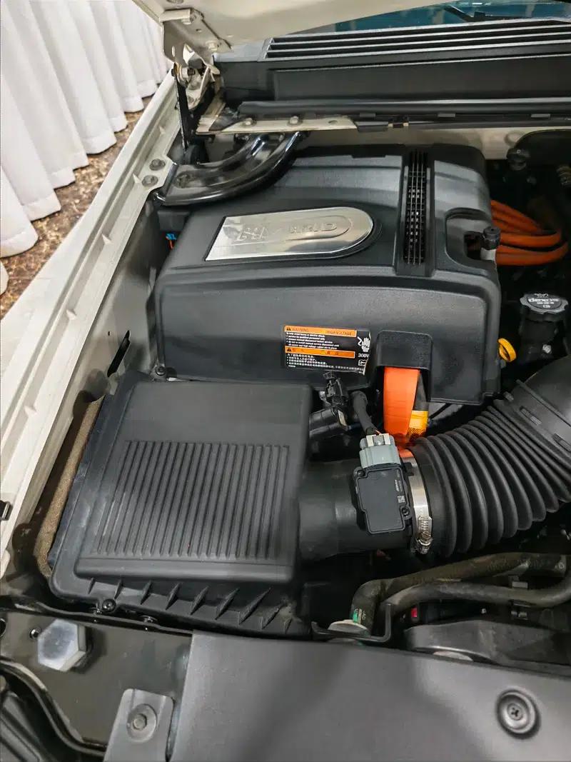 2012 Cadillac Escalade 6.0L Automatic 4WD 8-Seater (Parallel Import) — миниатюра 12