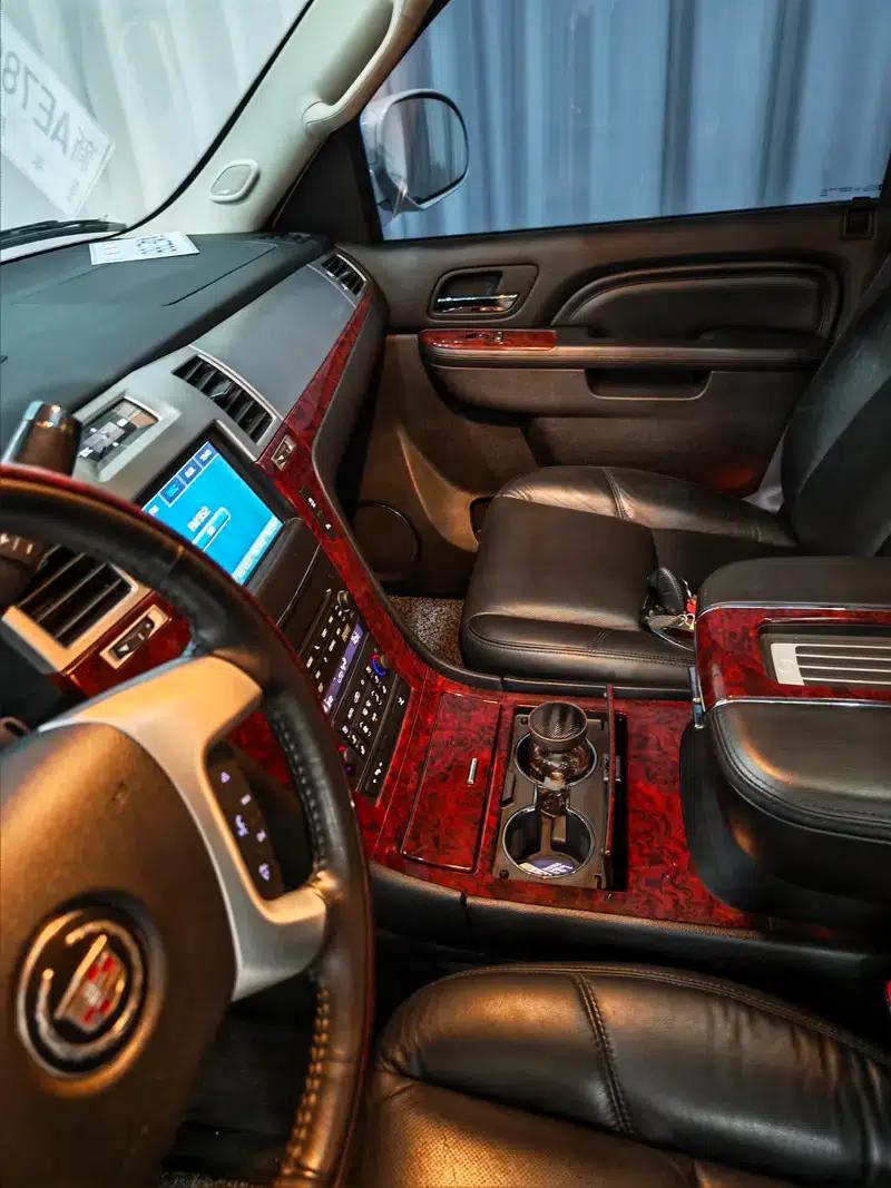 2012 Cadillac Escalade 6.0L Automatic 4WD 8-Seater (Parallel Import) — миниатюра 14