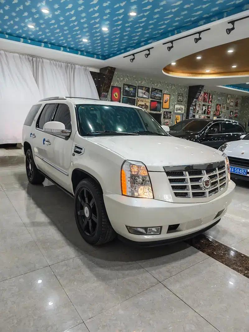 2012 Cadillac Escalade 6.0L Automatic 4WD 8-Seater (Parallel Import) — миниатюра 3