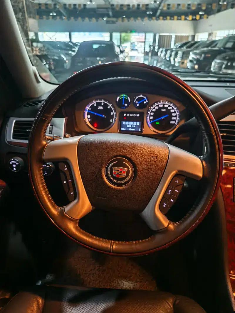 2012 Cadillac Escalade 6.0L Automatic 4WD 8-Seater (Parallel Import) — миниатюра 35