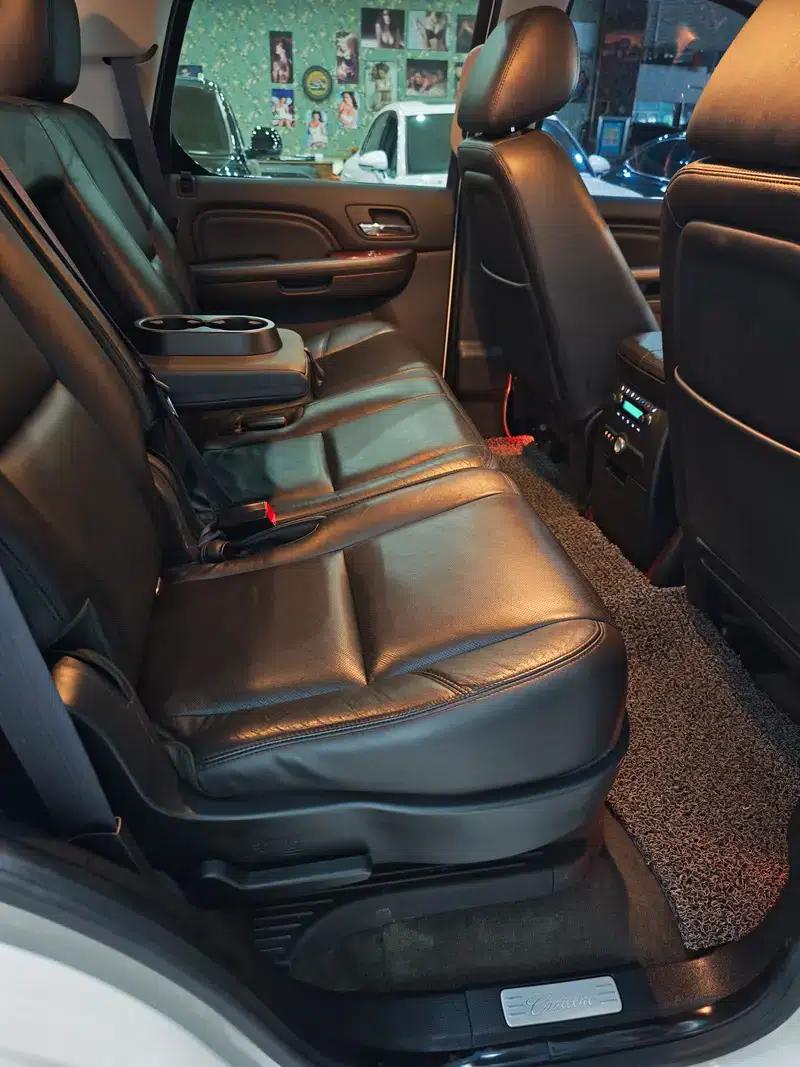 2012 Cadillac Escalade 6.0L Automatic 4WD 8-Seater (Parallel Import) — миниатюра 39