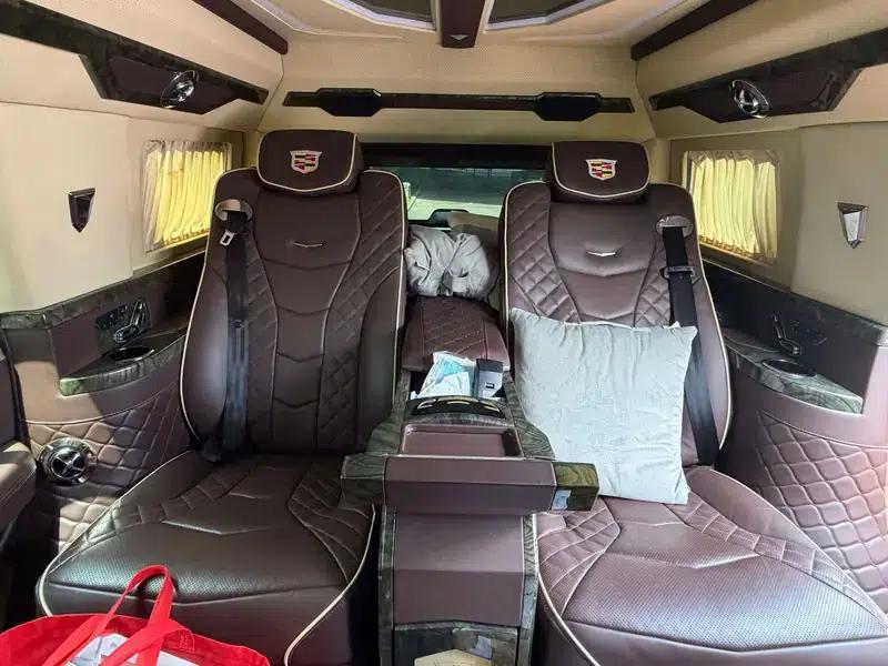 2017 Cadillac Escalade 6.2L Automatic 4WD 4-seater (Parallel Import) — миниатюра 6