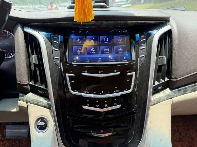 2017 Cadillac Escalade 6.2L Automatic 4WD 4-seater (Parallel Import) — миниатюра 7