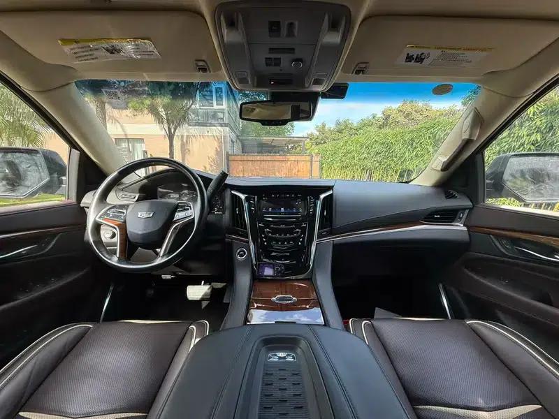 2016 Cadillac Escalade 6.2L Automatic 4WD 4-seater (Parallel Import) — миниатюра 8